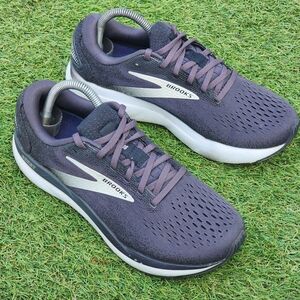 BROOKS GHOST 16 - Women's Sneakers - SIZE 9.5B